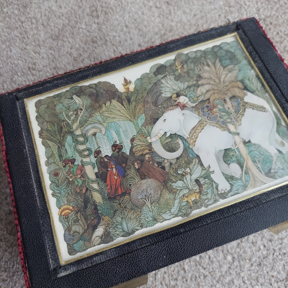 Vintage Akro Mils 9 drawer